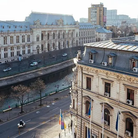 Sunset Terrace In The Old Town * Бухарест