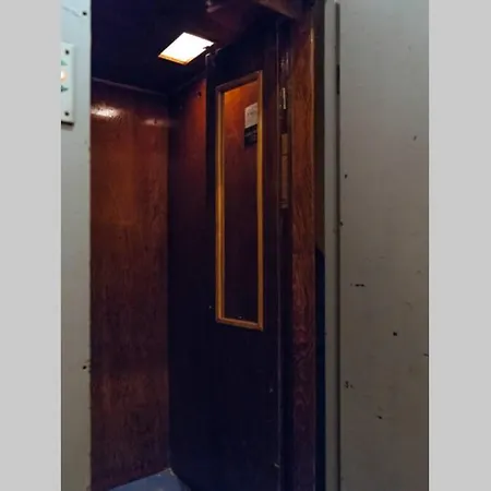 Sunset Terrace In The Old Town Daire