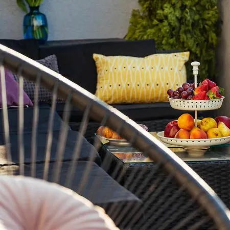 Sunset Terrace In The Old Town Apartment Bucharest